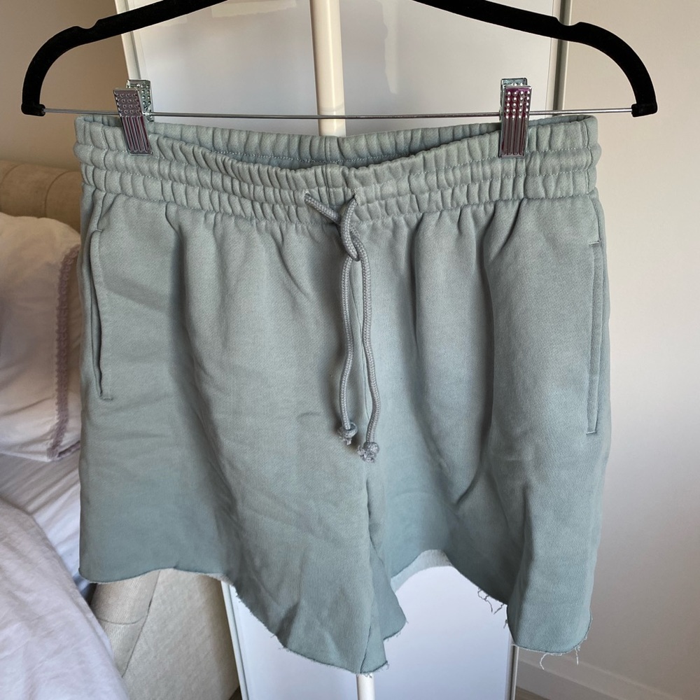 TNA sweat fleece shorts